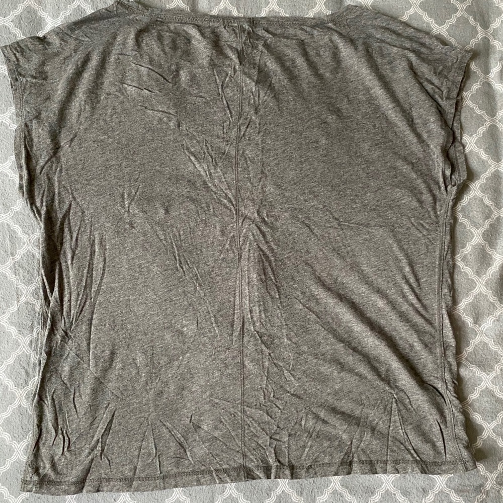 🌿 Gap Oversized Box Tee - Picture 2 of 2